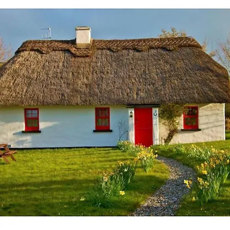 Ferienhaus Thatcted Cottages Lough Derg Dromineer